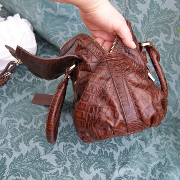 NEW MAZZINI Brown Leather Bag w/Tag Croc Embossed - Picture 13 of 15